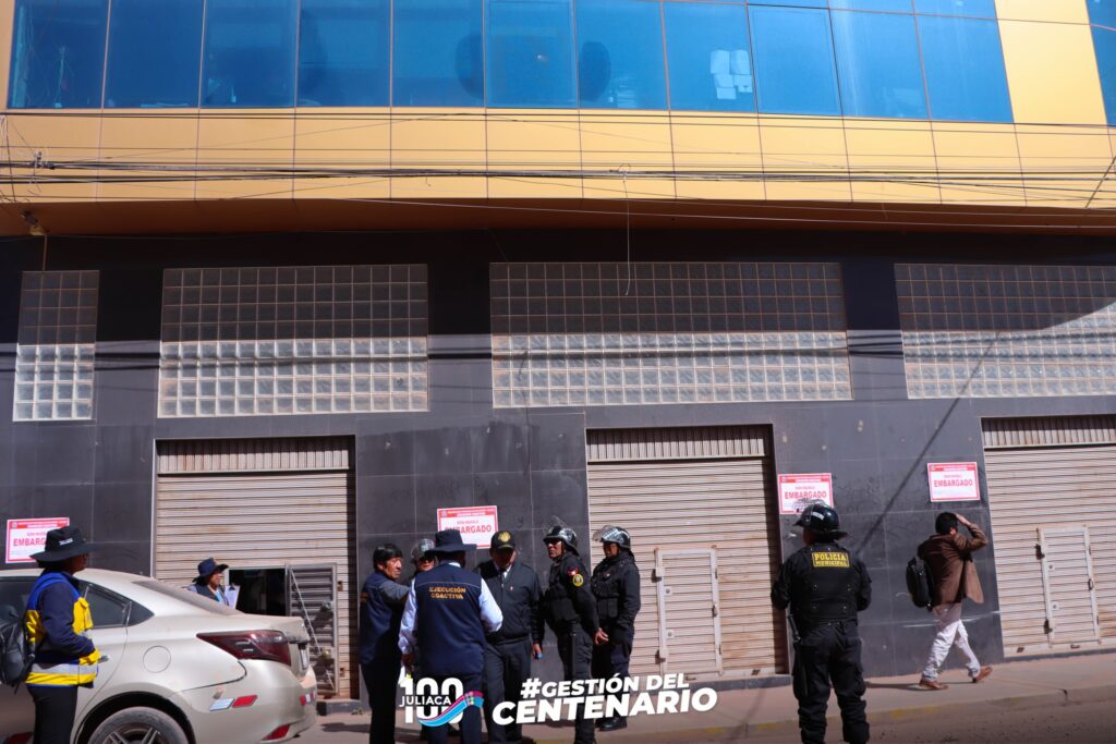 Municipio de San Román embarga bienes en 25 viviendas por deudas ...